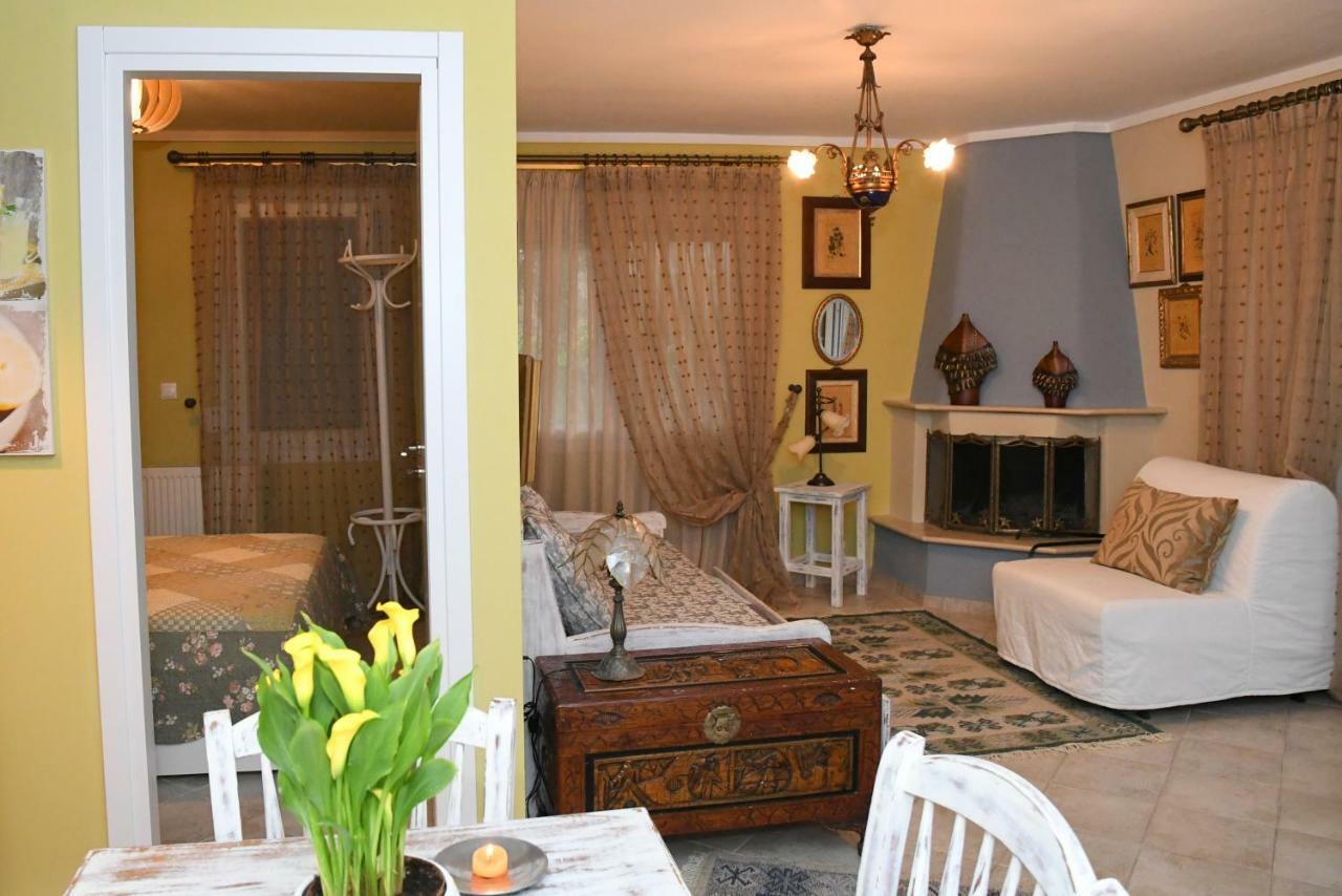 Studio On The Beach With Private Garden Agia Triada  Exterior foto